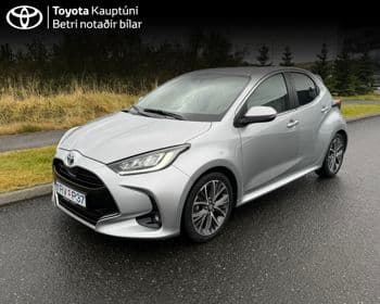 2022 Toyota Yaris Elegant Hybrid