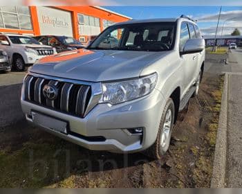 2022 Toyota Land Cruiser LX