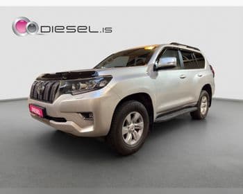 2022 Toyota Land Cruiser GX M/krók