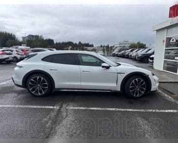 2023 Porsche Taycan 4S Cross Turismo