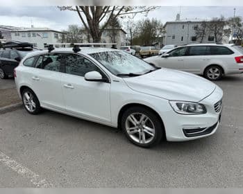 2017 Volvo V60 Twin Engine