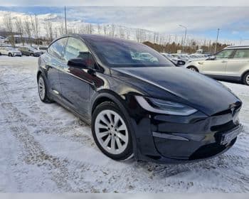 2022 Tesla Model X Plaid