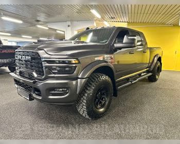 2026 Dodge Ram 2500 Laramie Megacab Night Edition 37