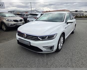 2019 Volkswagen Passat Premium GTE
