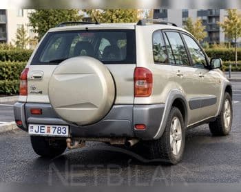 2003 Toyota RAV4