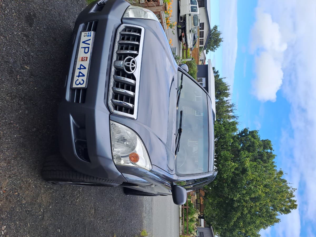 2006 Toyota Land Cruiser 120