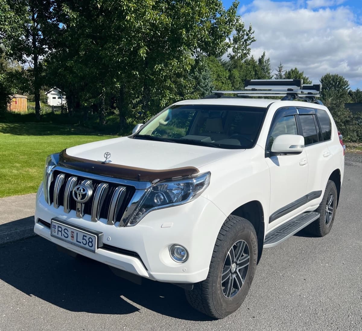 2016 Toyota Land Cruiser