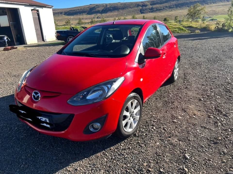 2013 Mazda 2