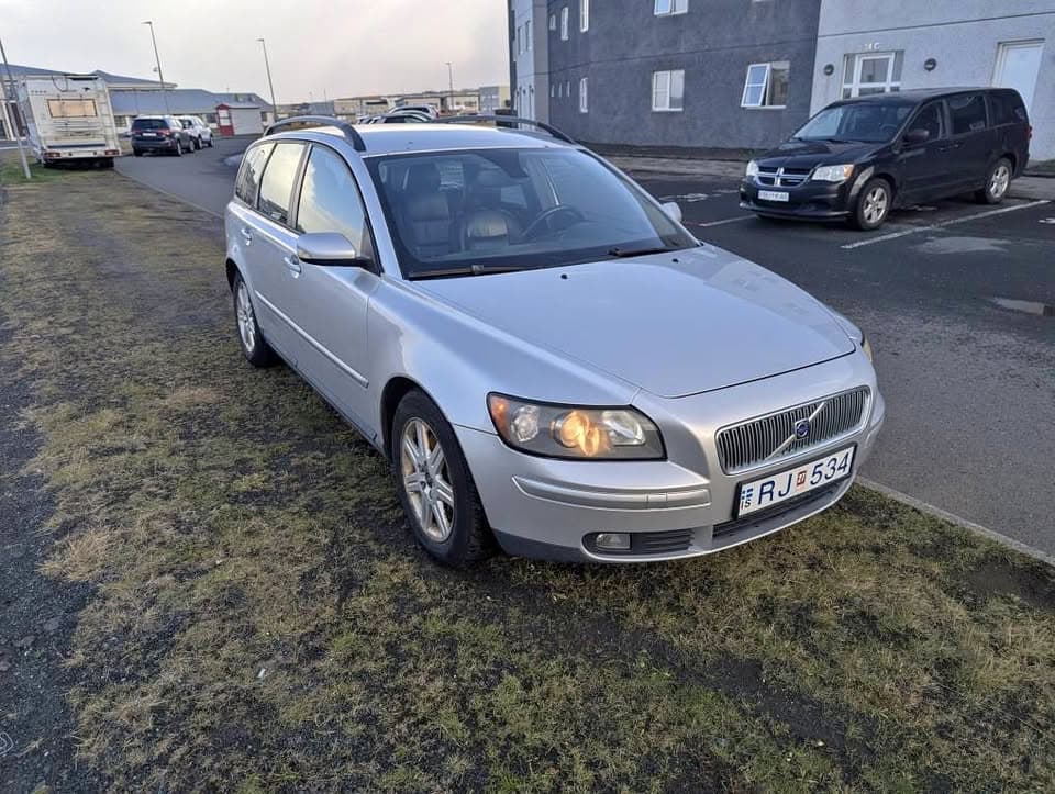 2005 Volvo V50