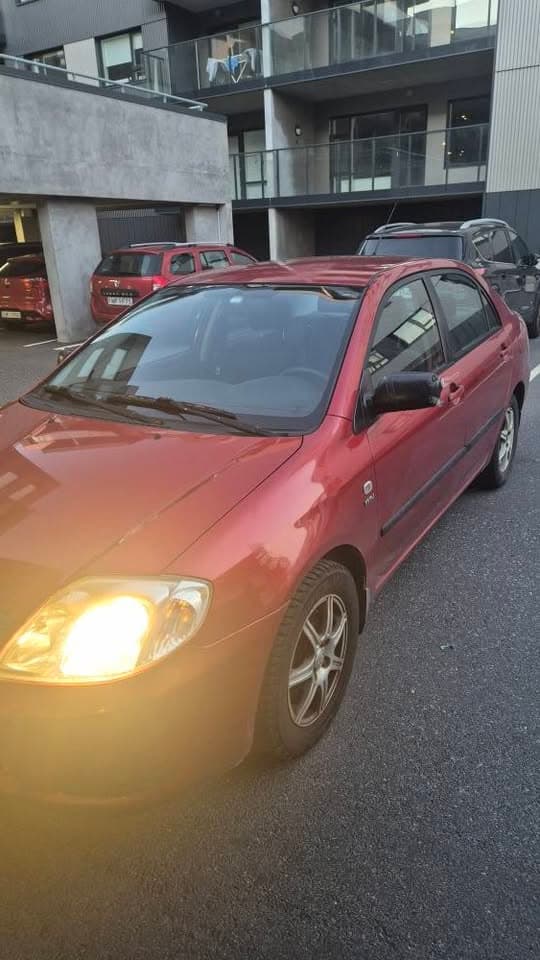 2004 Toyota Corolla