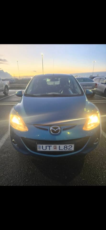 2012 Mazda 2