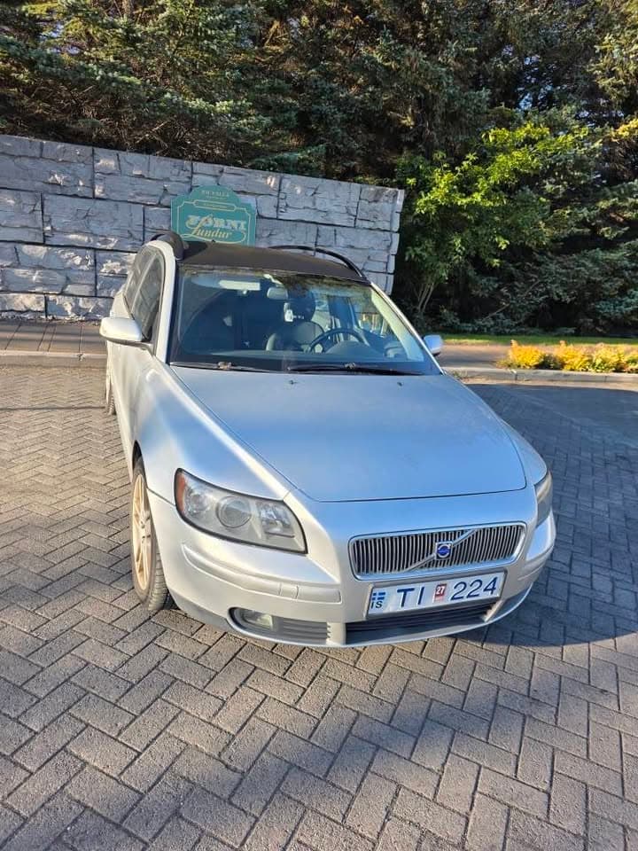 2005 Volvo V50