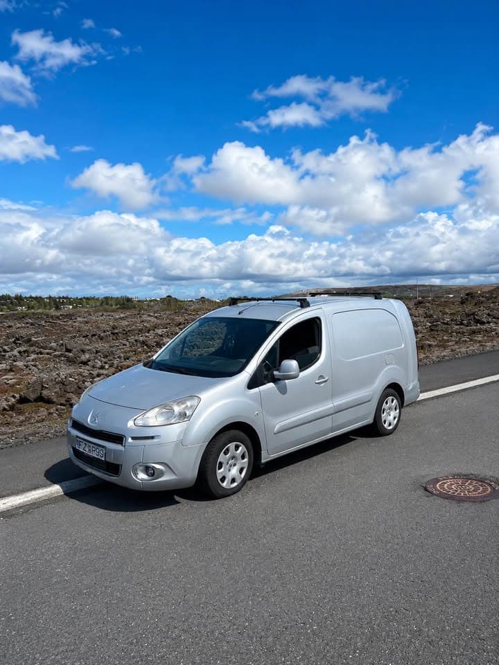 2015 Peugeot Partner
