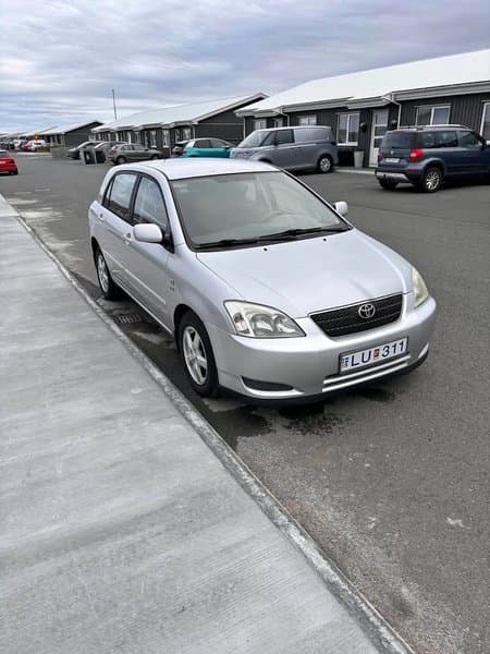 2004 Toyota Corolla