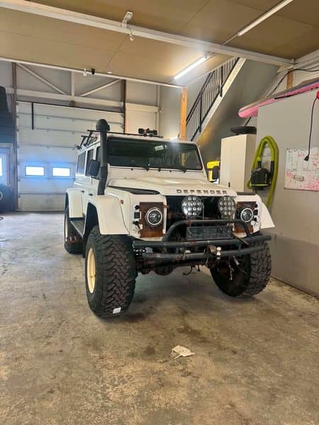 2014 Land Rover Defender
