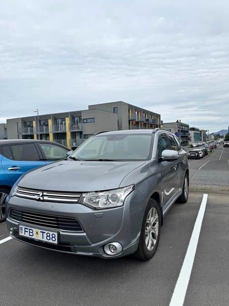 2015 Mitsubishi Outlander PHEV