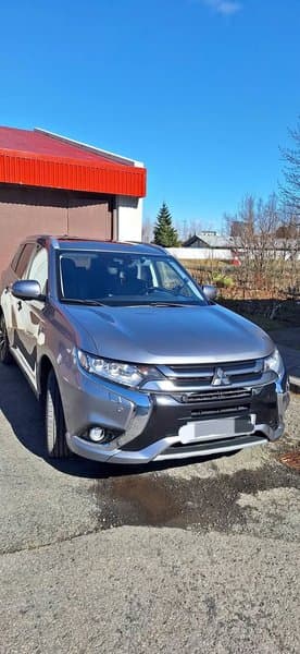 2017 Mitsubishi Outlander PHEV