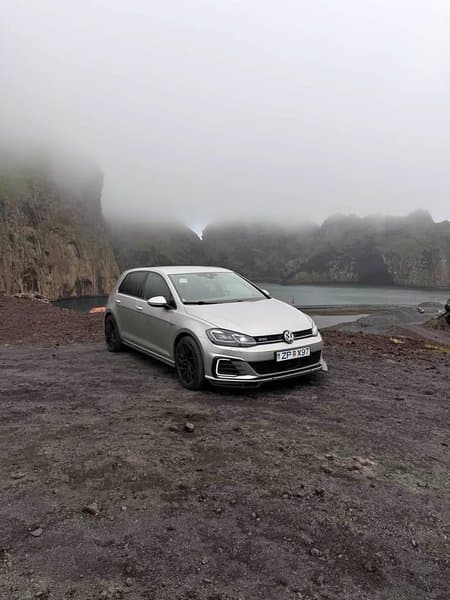 2017 Volkswagen Golf GTE