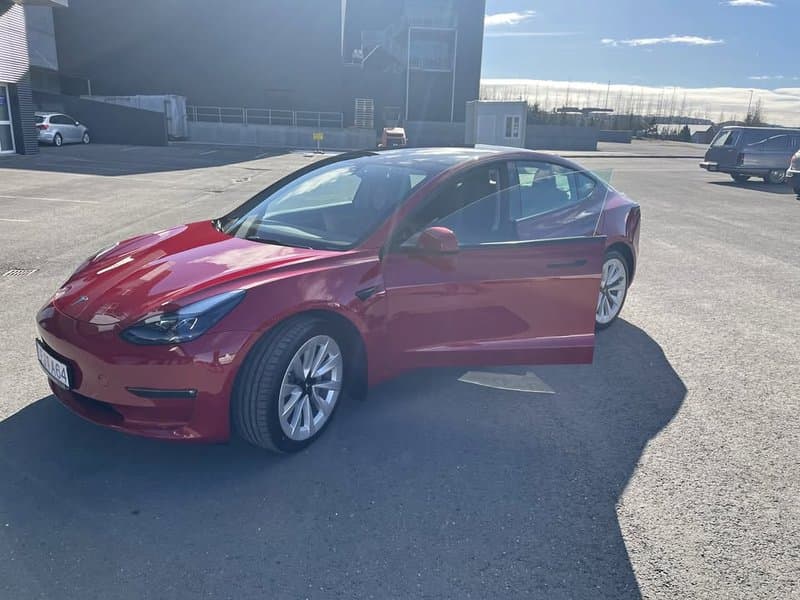 2023 Tesla Model 3 Long Range