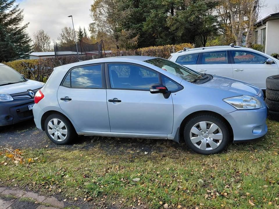 2011 Toyota Auris