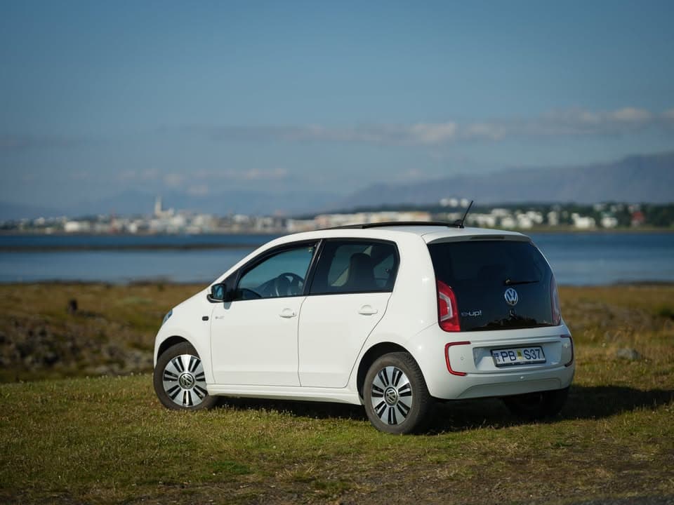 2016 Volkswagen e-up!
