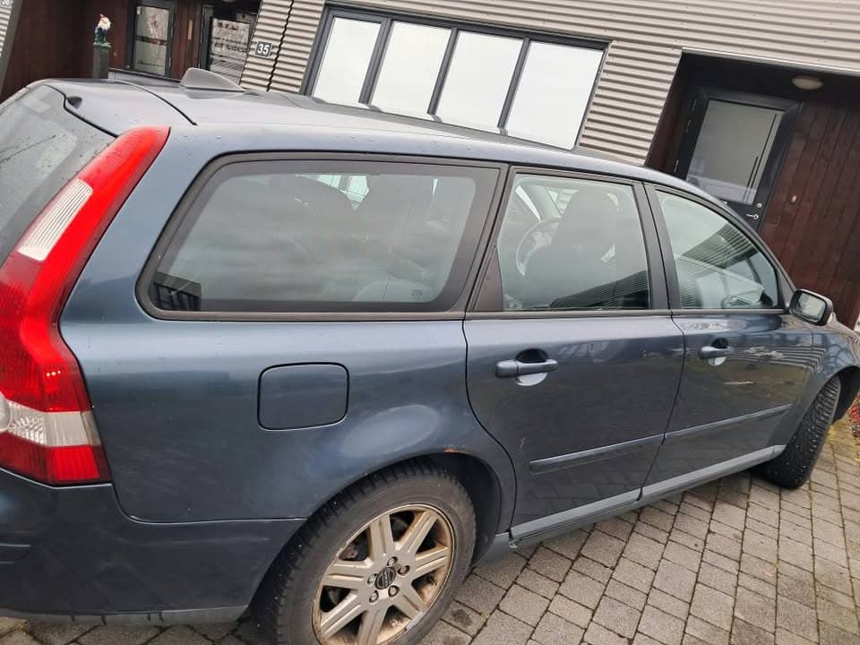 2005 Volvo V50