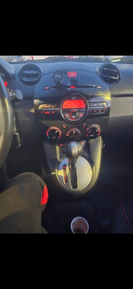 2012 Mazda 2