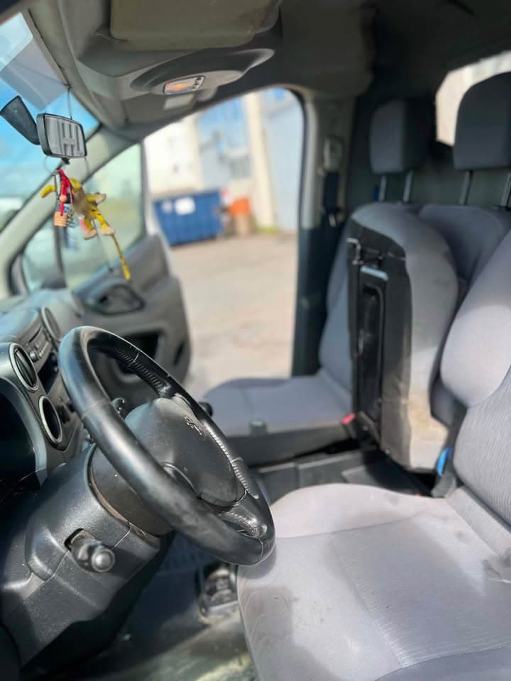 2015 Peugeot Partner
