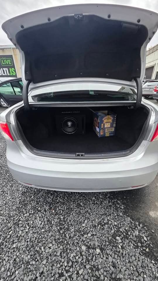 2011 Toyota Avensis