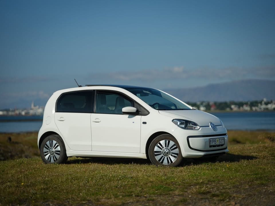 2016 Volkswagen e-up!