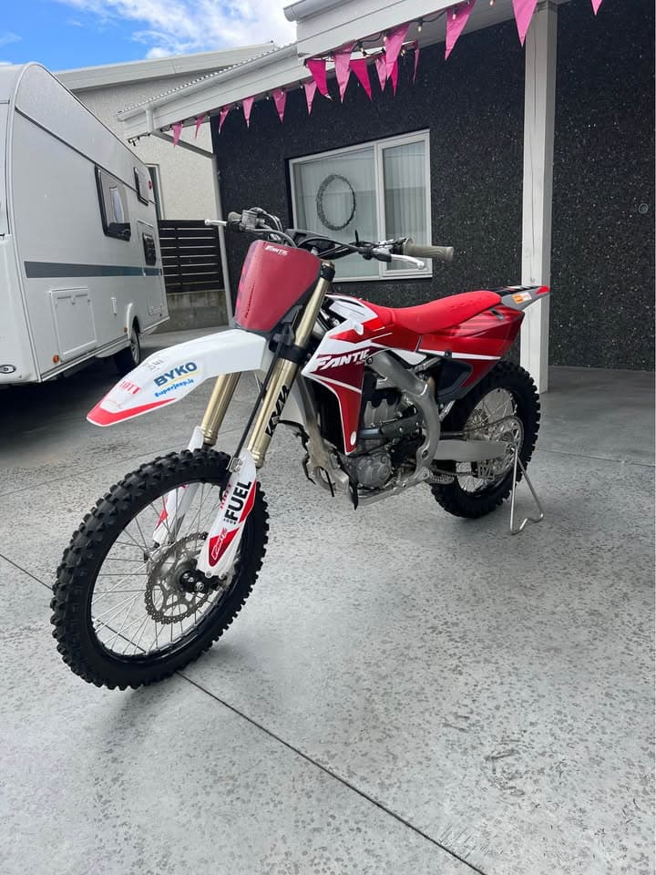 2025 Fantic XXF 250