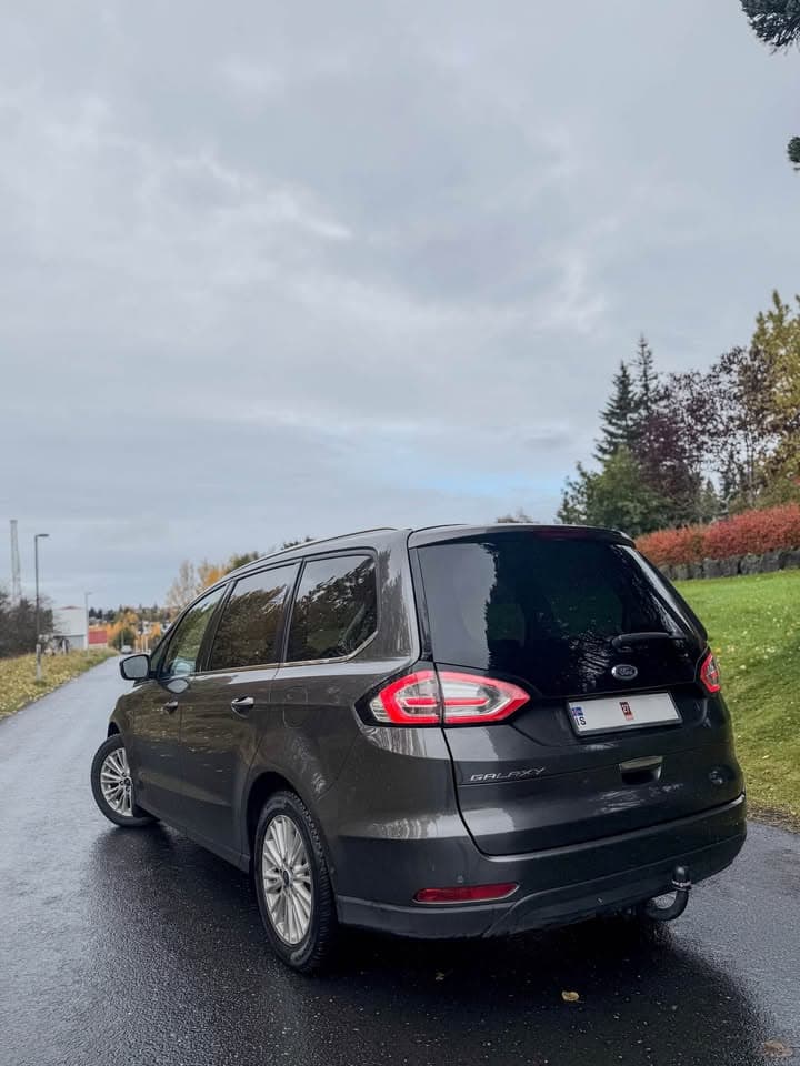 2016 Ford Galaxy
