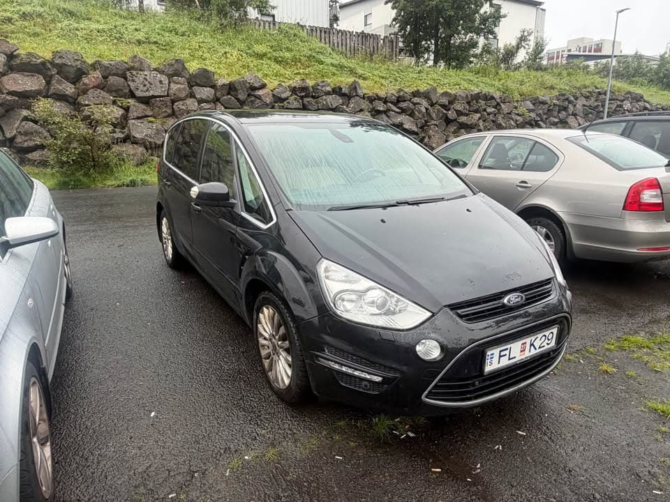 2012 Ford S-Max