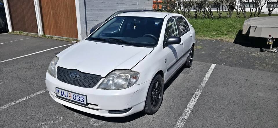 2004 Toyota Corolla