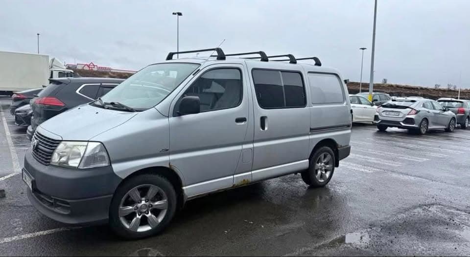 2007 Toyota Hiace