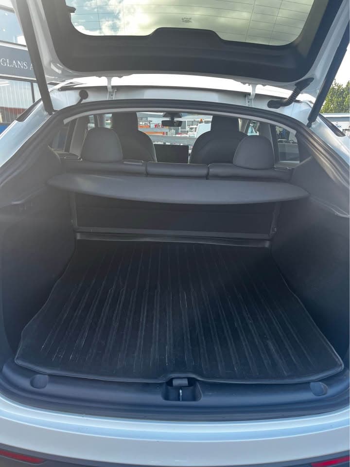 2023 Tesla Y Long Range