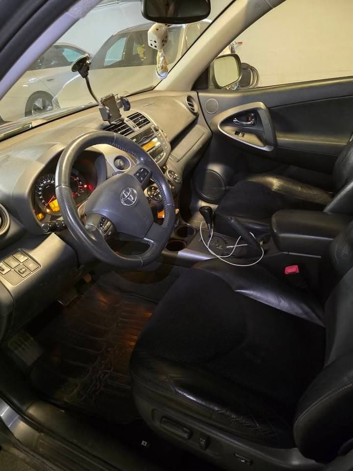 2011 Toyota RAV4