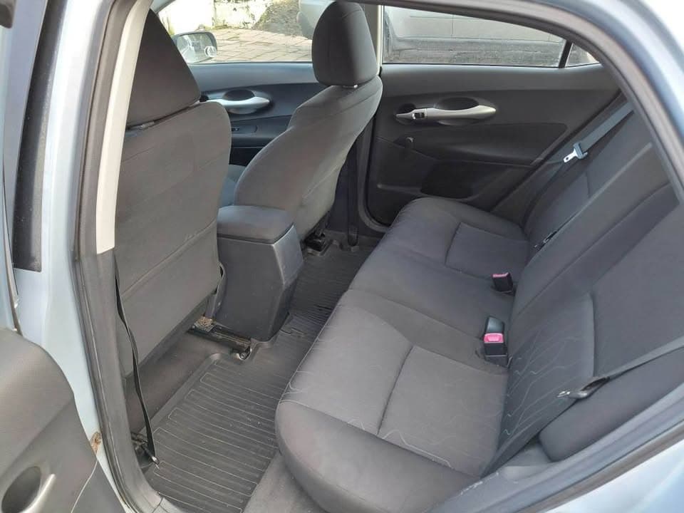 2011 Toyota Auris