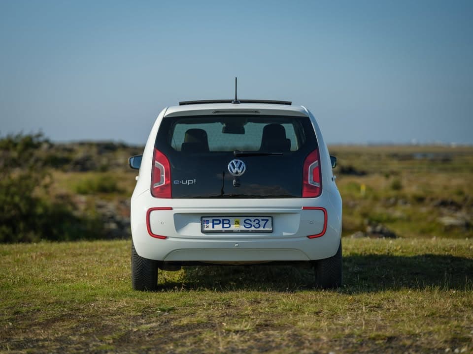 2016 Volkswagen e-up!