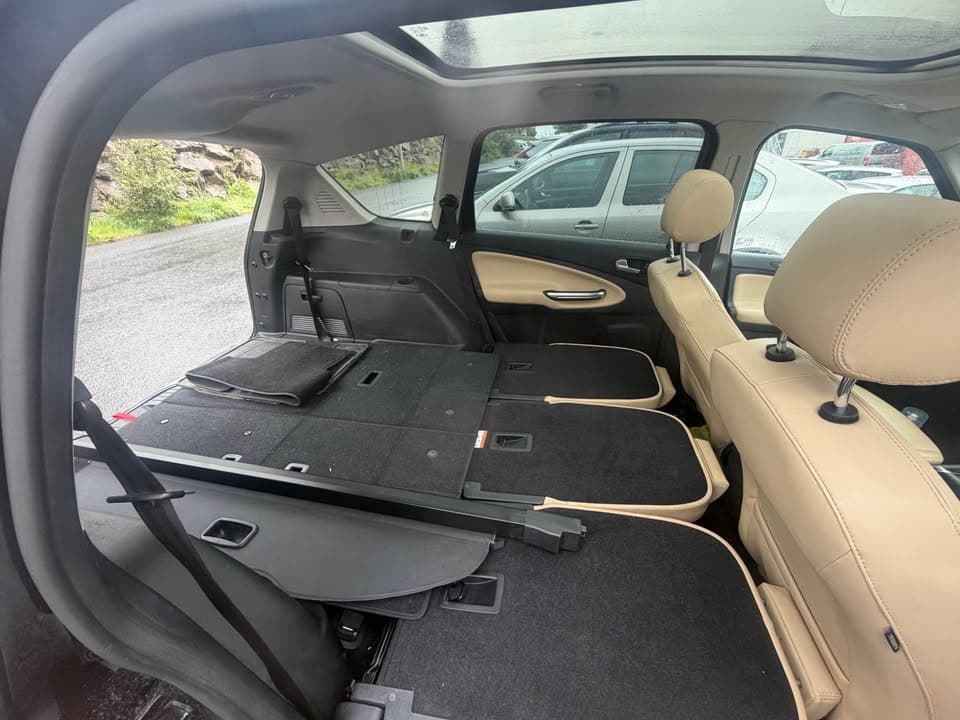 2012 Ford S-Max