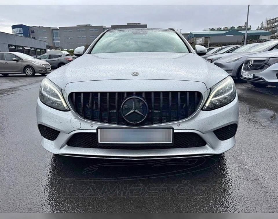 2019 Mercedes-Benz C300DE
