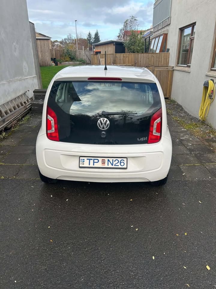 2016 Volkswagen up!