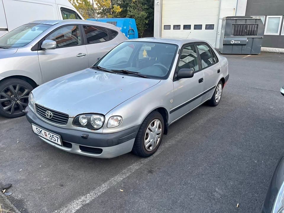 2001 Toyota Corolla