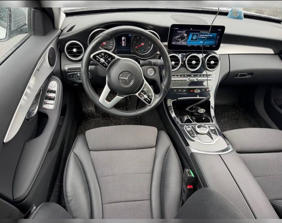 2019 Mercedes-Benz C300DE