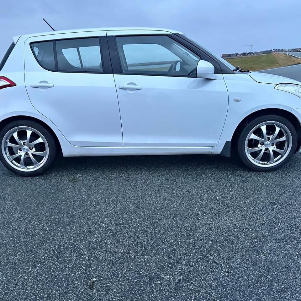 2015 Suzuki Swift