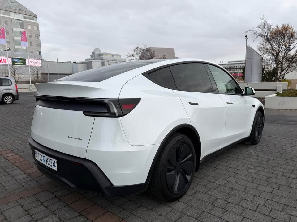 2026 Tesla Model Y