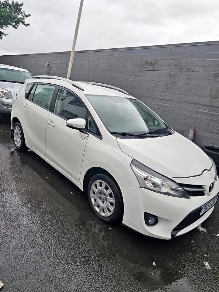 2017 Toyota Verso