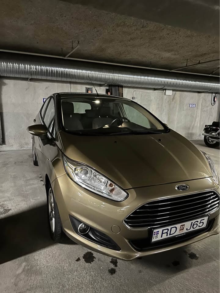 2015 Ford Fiesta