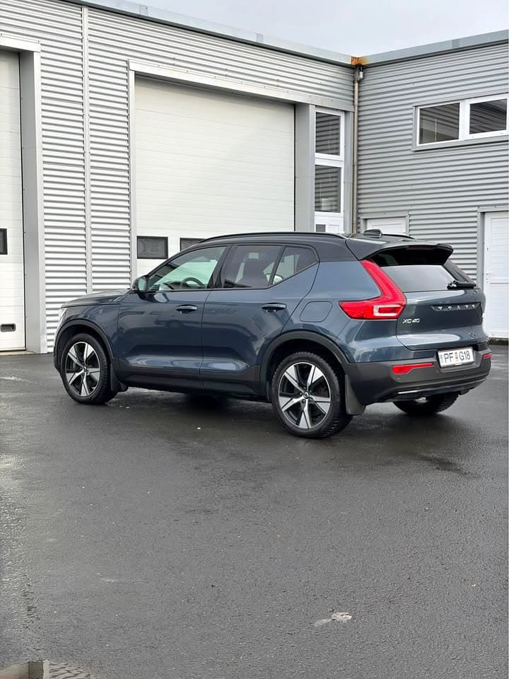 2020 Volvo XC40