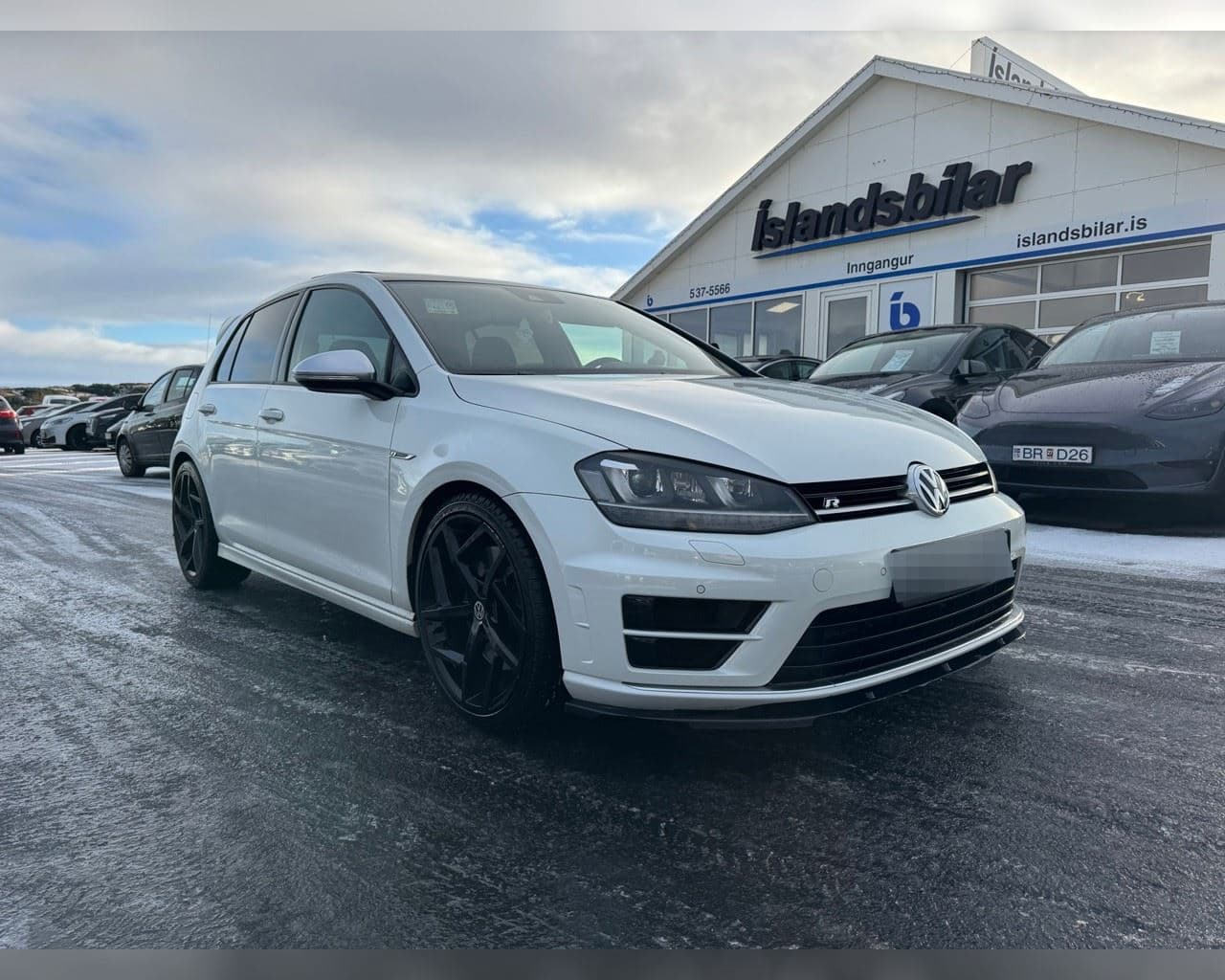 2017 Volkswagen Golf R